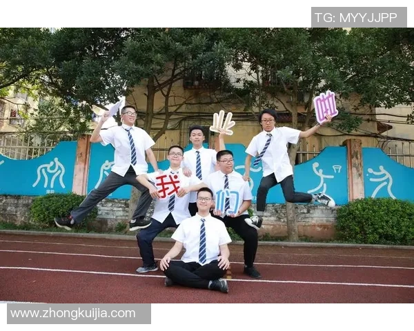 羽毛球场上的坚持与梦想:刘静的深度人生对话分享 羽毛球场上的坚持与梦想:刘静的深度人生对话分享